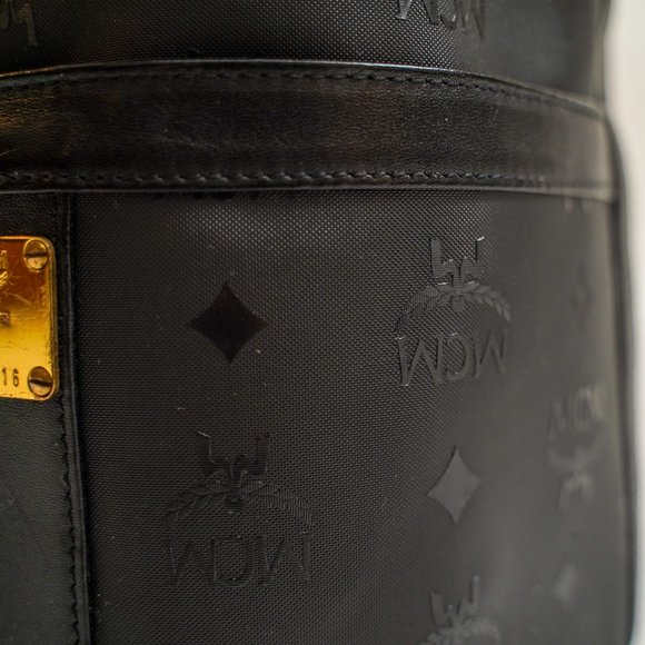 VINTAGE MCM Monogram Black Bucket Bag Drawstring Crossbody Purse - Picture 4 of 15